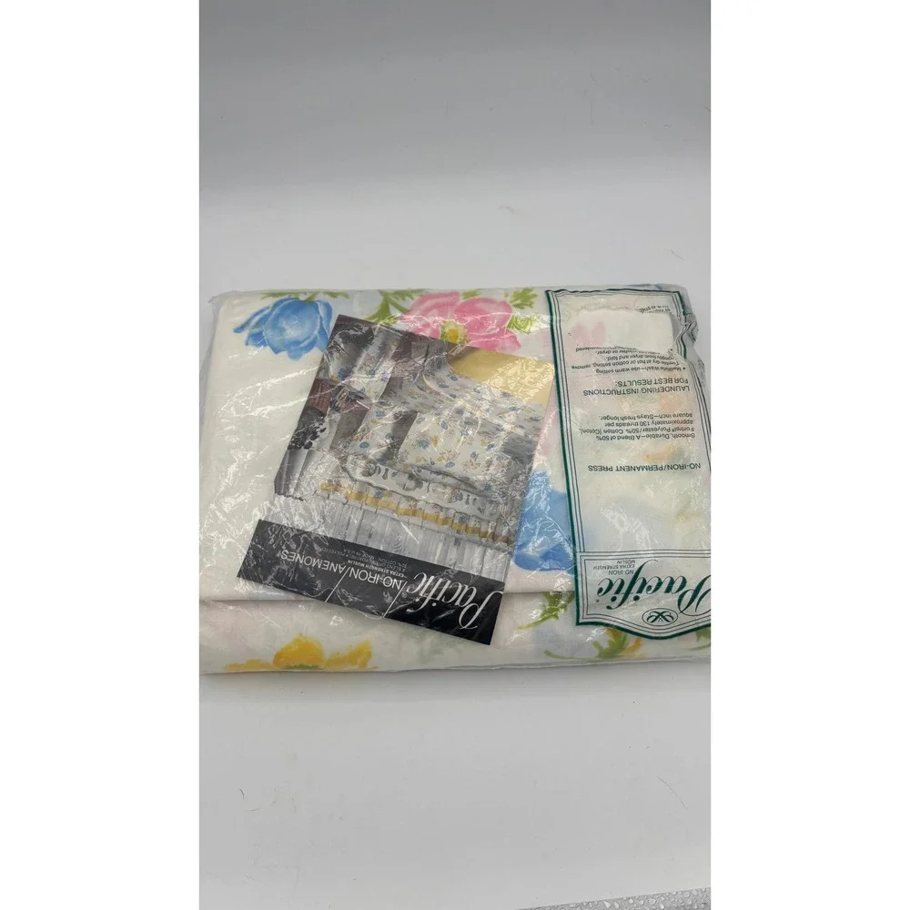 Pacific Flat Sheet Double Full White Floral Anemones Vintage No Iron Muslin
